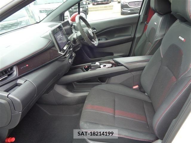 Nissan AURA 2023-01 261558-7