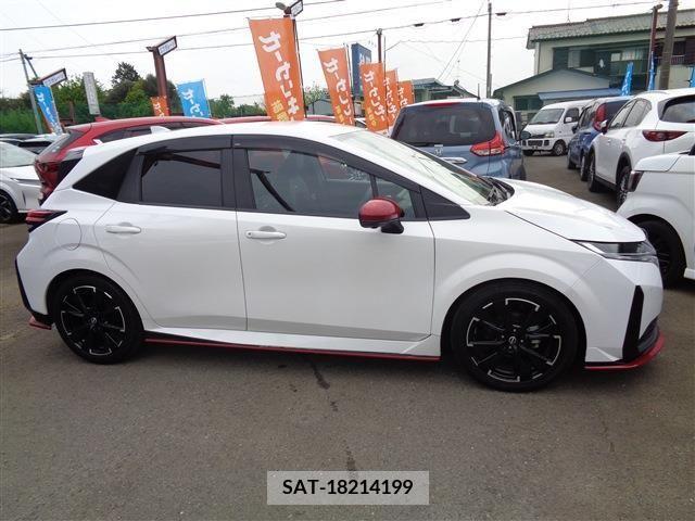 Nissan AURA 2023-01 261558-2