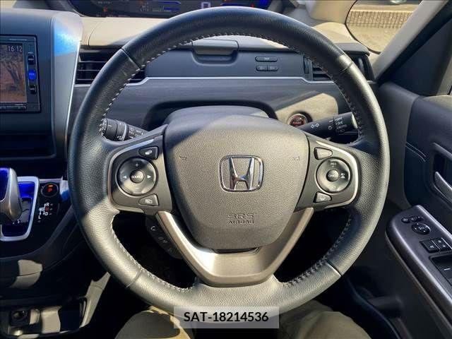 Honda FREED HYBRID 2017-07 303007-12