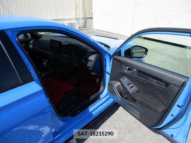 Honda CIVIC 2024-01 264377-8