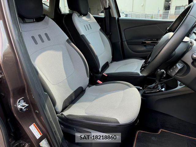 Renault CAPTUR 2015-09 367099-23