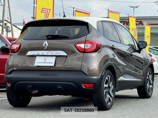 Renault CAPTUR 2015-09 367099-5