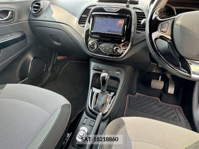 Renault CAPTUR 2015-09 367099-17