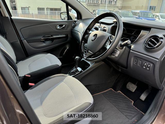 Renault CAPTUR 2015-09 367099-22
