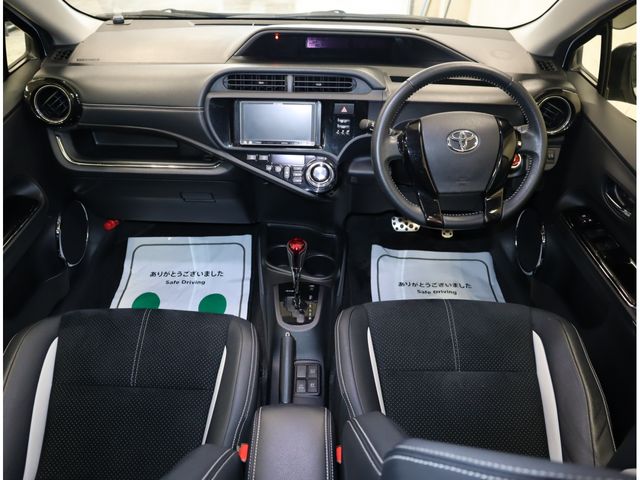 Toyota AQUA 2014-07 196638-20