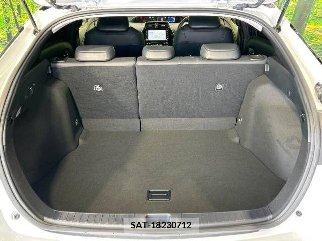 Toyota PRIUS 2021-09 243679-10