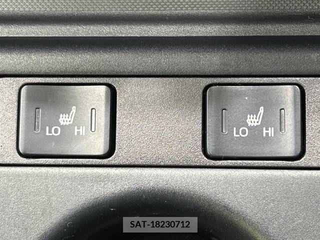 Toyota PRIUS 2021-09 243679-6