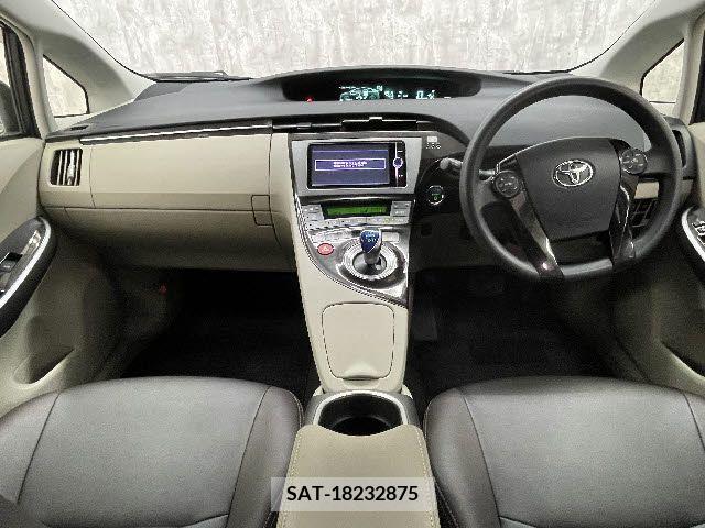 Toyota PRIUS 2013-07 207180-1