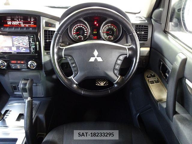 Mitsubishi PAJERO 2015-09 381384-14