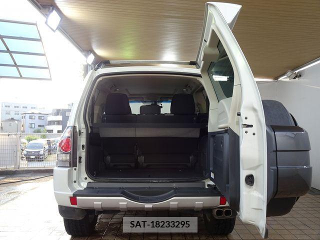 Mitsubishi PAJERO 2015-09 381384-10