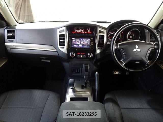 Mitsubishi PAJERO 2015-09 381384-1