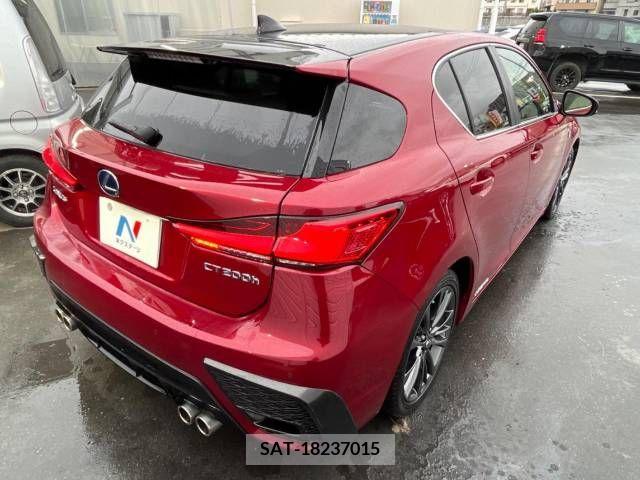 Lexus CT 2017-08 322706-17