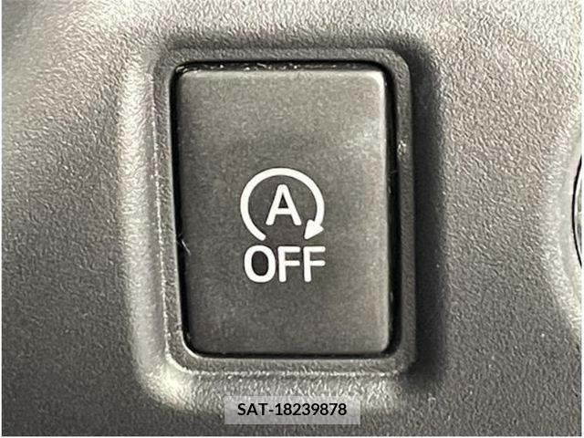 Toyota VOXY 2021-02 331917-11