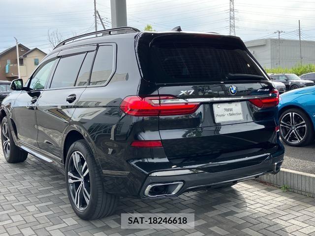 Bmw X7 2021-04 384253-2