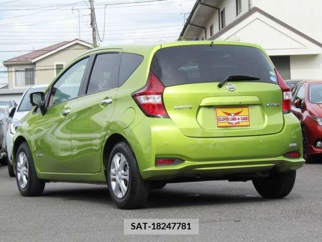 Nissan NOTE 2018-03 305425-8