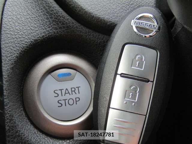 Nissan NOTE 2018-03 305425-13