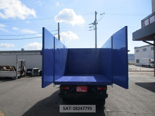 Mitsubishi CANTER 2016-02 202548-6