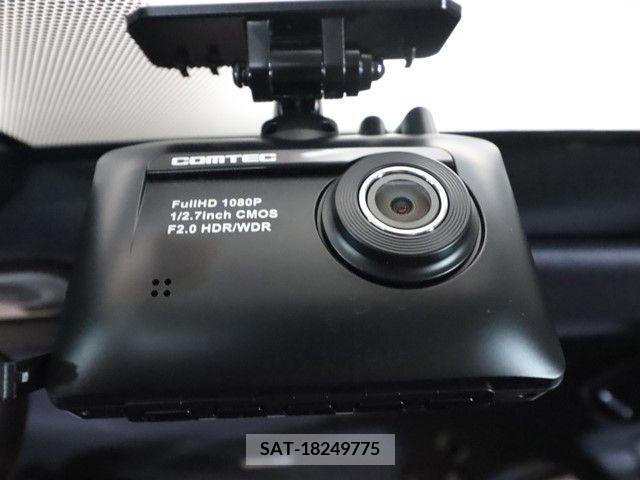 Toyota NOAH 2018-10 392821-18