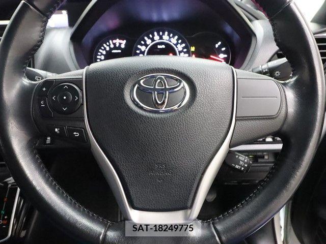 Toyota NOAH 2018-10 392821-10