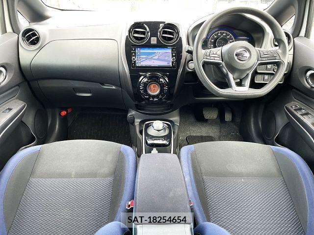 Nissan NOTE 2018-08 340966-1