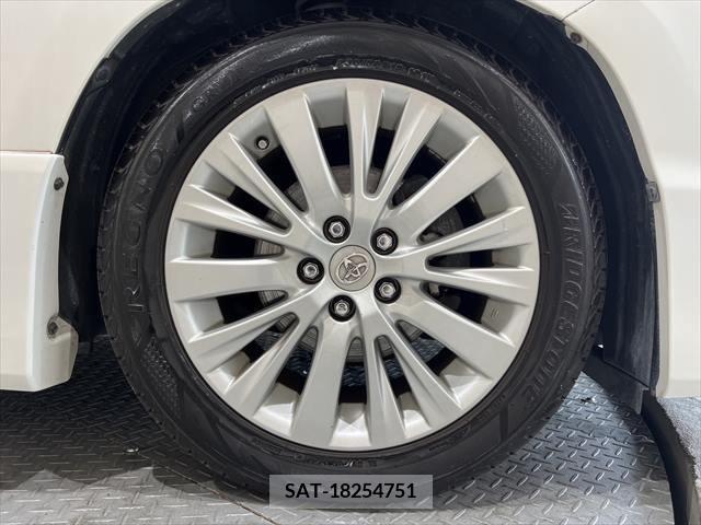 Toyota VELLFIRE 2012-07 288085-17