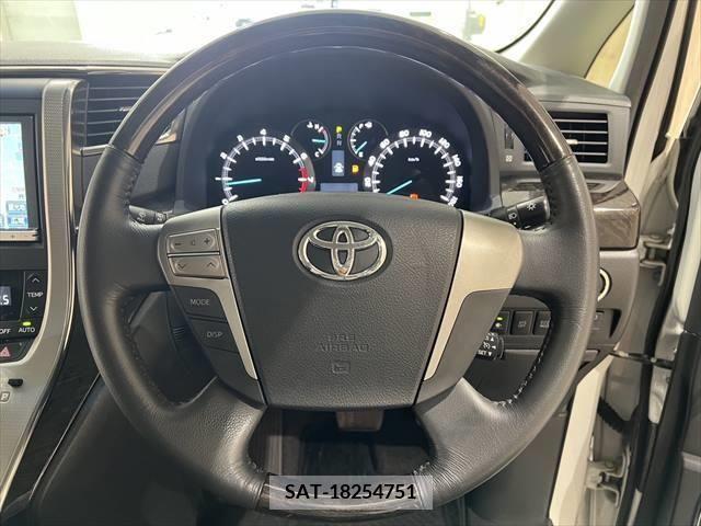 Toyota VELLFIRE 2012-07 288085-26
