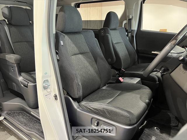 Toyota VELLFIRE 2012-07 288085-19
