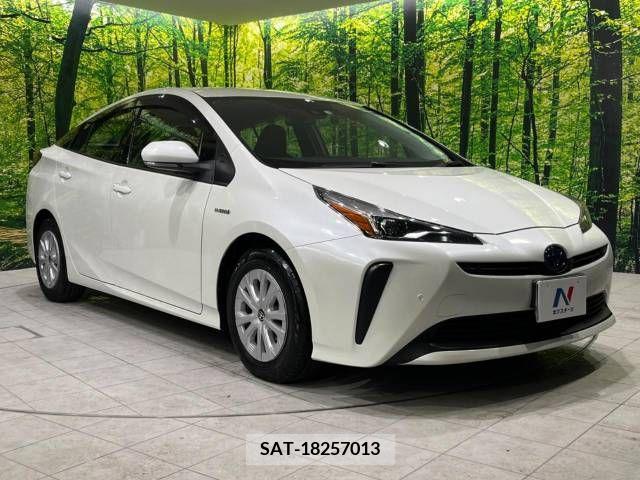 Toyota PRIUS 2019-10 322435-15