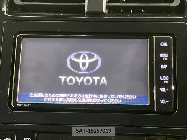 Toyota PRIUS 2019-10 322435-1