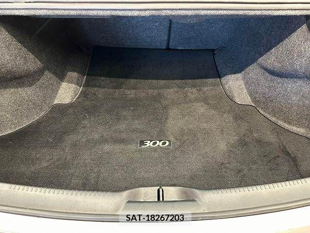 Chrysler 300 2015-03 211701-19