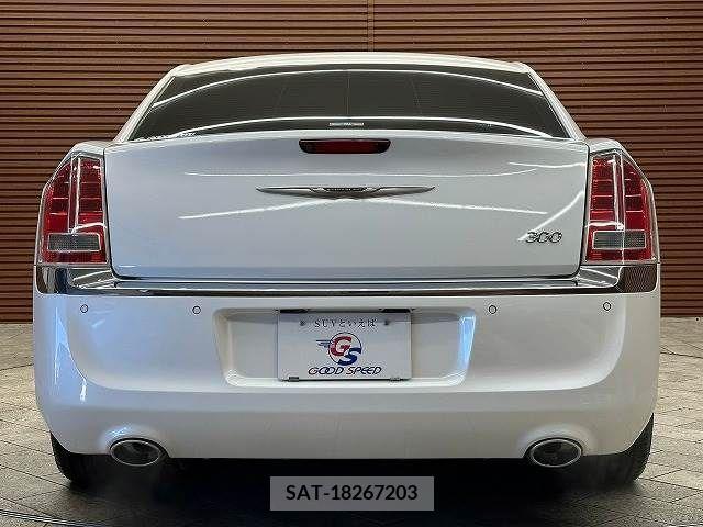 Chrysler 300 2015-03 211701-12
