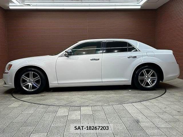 Chrysler 300 2015-03 211701-15