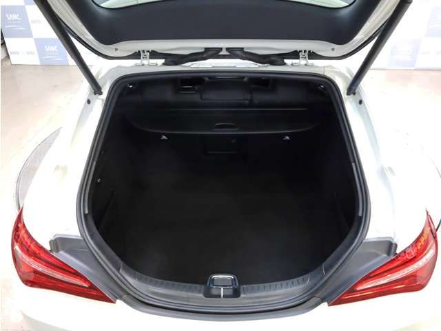 Mercedes Benz CLA-CLASS 2017-06 11187-16