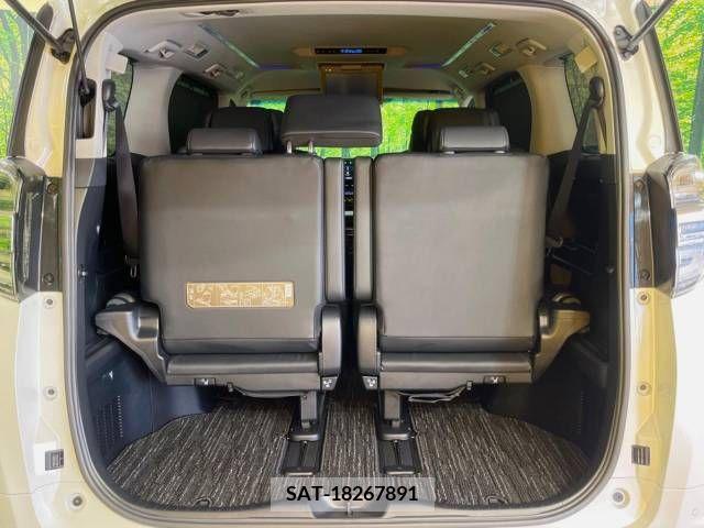 Toyota VELLFIRE 2018-05 299429-11