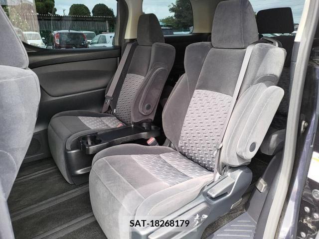Toyota ALPHARD 2016-10 395533-22