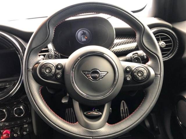 Bmw MINI 2021-04 185869-10