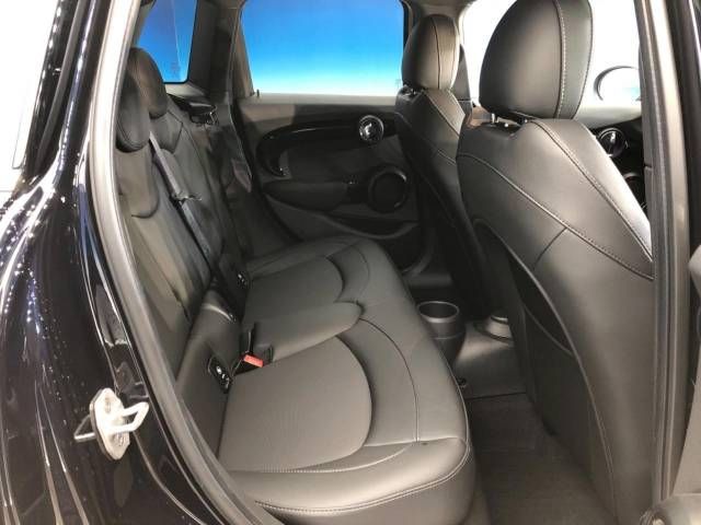 Bmw MINI 2021-04 185869-9