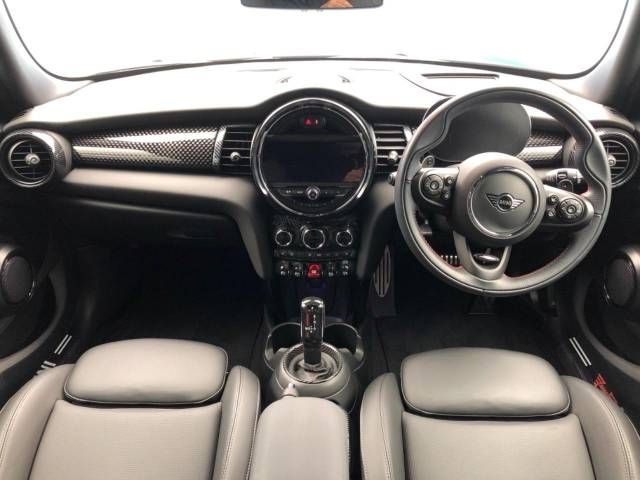 Bmw MINI 2021-04 185869-1