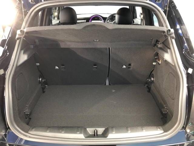Bmw MINI 2021-04 185869-12