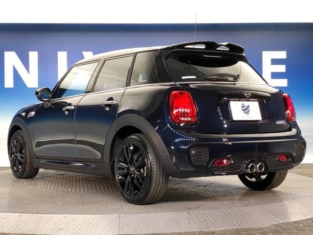 Bmw MINI 2021-04 185869-18