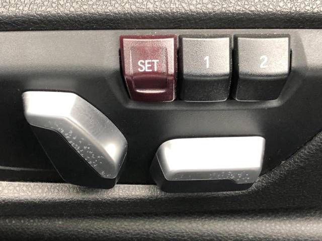 Bmw 3 SERIES 2017-03 18740-6