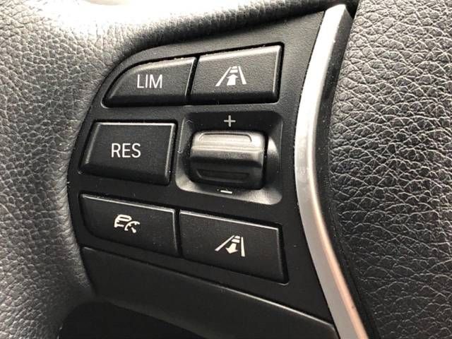Bmw 3 SERIES 2017-03 18740-5