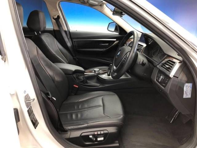Bmw 3 SERIES 2017-03 18740-8