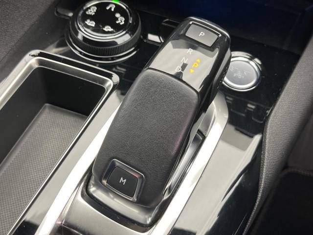 Peugeot 3008 2018-03 8629-11