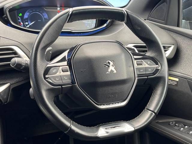 Peugeot 3008 2018-03 8629-10