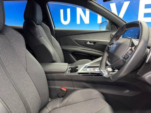 Peugeot 3008 2018-03 8629-8