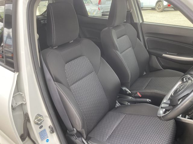 Suzuki SWIFT 2017-03 13437-9