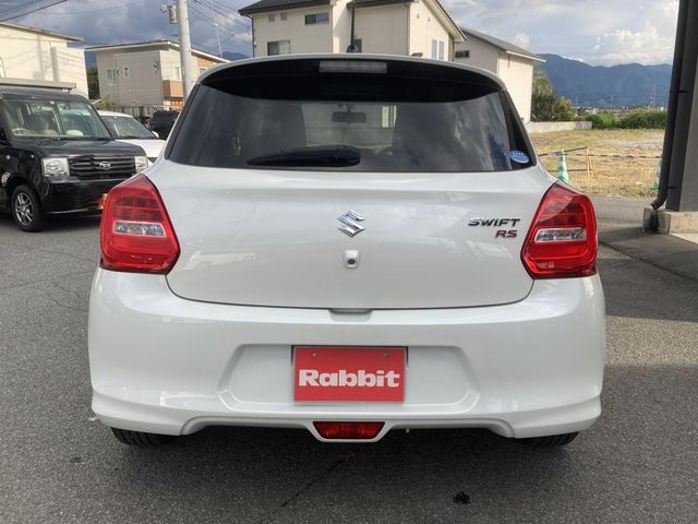 Suzuki SWIFT 2017-03 13437-6