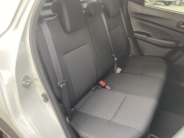 Suzuki SWIFT 2017-03 13437-10