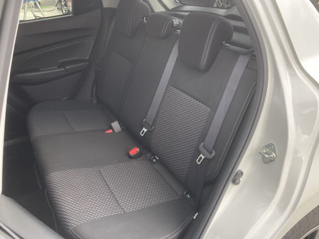 Suzuki SWIFT 2017-03 13437-12